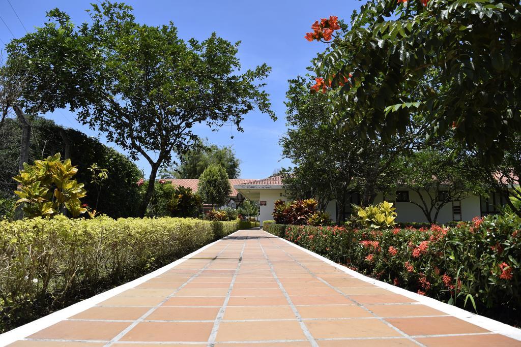 Hotel Boutique Duranta Apiay Luaran gambar