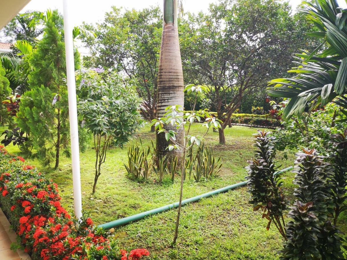 Hotel Boutique Duranta Apiay Luaran gambar